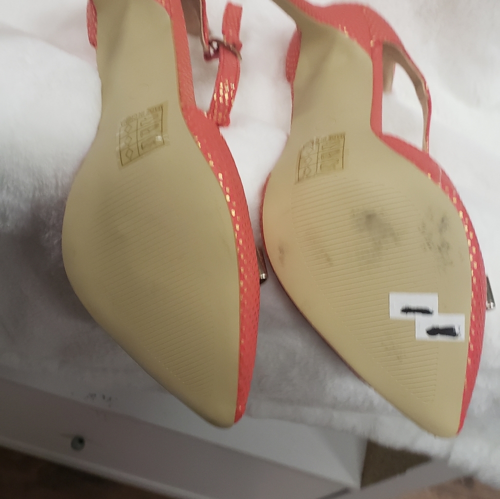Heels - Picture 6 of 8